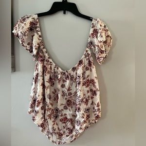 Amarican Eagles Floral blouse Size M